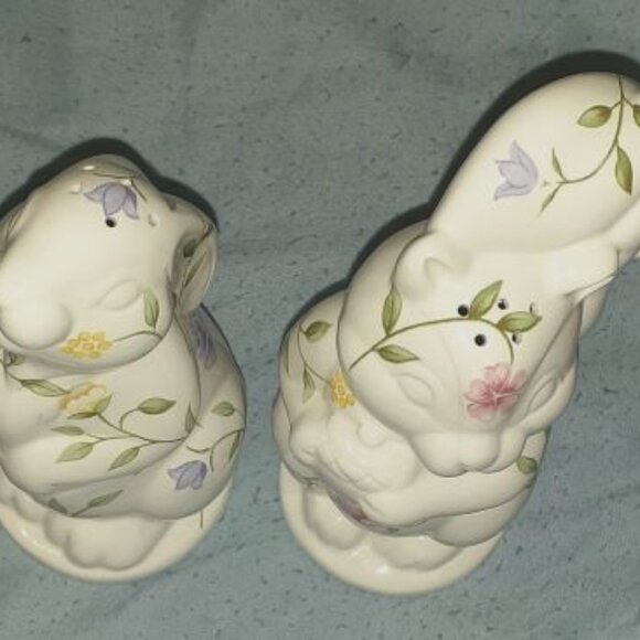 VINTAGE Summer Chintz Rabbit & Squirrel Salt/Pepper Shakers Circa 1988 Old China - Picture 3 of 5